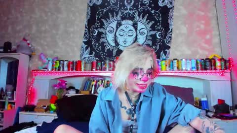 Aru online show from September 2025 05:25:01 PM