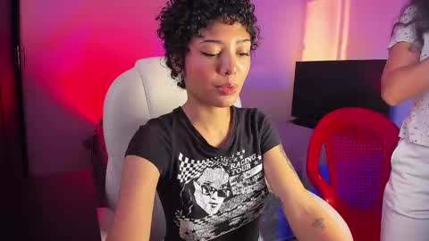 Snapshot of ary_and_kel chatting on March 2025 10:42:01 PM Ariana and Kelsieh online show from March 2025 10:42:01 PM