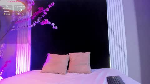 Snapshot of arya_alaya_cr chatting on November 2025 11:54:01 AM ARYA online show from November 2025 11:54:01 AM