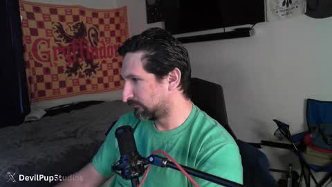 devilPup75 online show from October 2025 07:38:02 PM