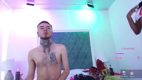 Snapshot of asha_zuri_and_adam chatting on December 2025 12:33:02 PM asha_zuri_and_adam online show from December 2025 12:33:02 PM