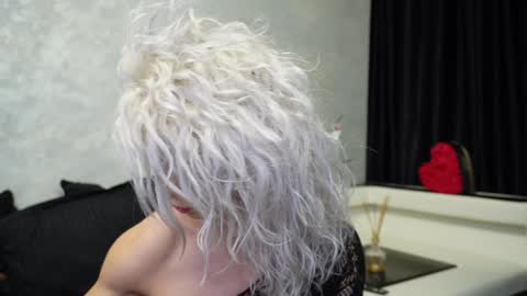 Snapshot of ashadevon_fit chatting on January 2025 01:39:01 AM Asha online show from January 2025 01:39:01 AM