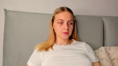 Snapshot of ashbunny_ chatting on June 2026 06:50:01 PM your pretty Ashley online show from June 2026 06:50:01 PM