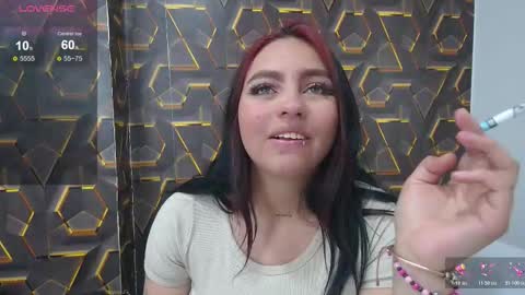 Snapshot of ashely_7 chatting on October 2025 05:25:02 PM Ashely online show from October 2025 05:25:02 PM