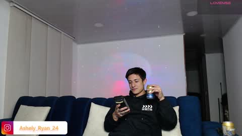 Ashley And Ryan  online show from January 2025 02:10:01 AM