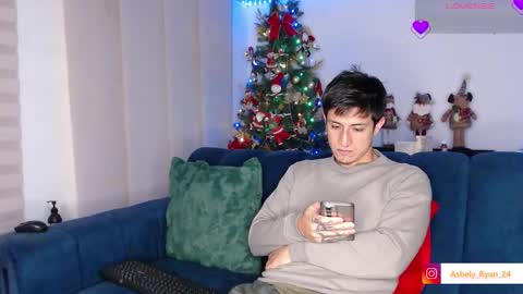 Ashley And Ryan  online show from December 2025 11:43:01 PM