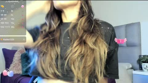 Snapshot of ashley_120 chatting on February 2025 12:51:01 AM Carolina online show from February 2025 12:51:01 AM