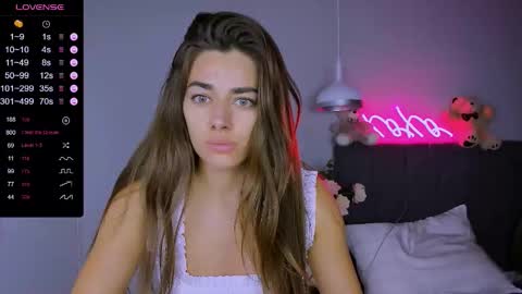 Snapshot of ashley__jess chatting on November 2025 04:28:01 PM Ashley online show from November 2025 04:28:01 PM