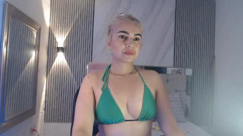 ashley__tylor online show from June 2026 05:40:02 PM