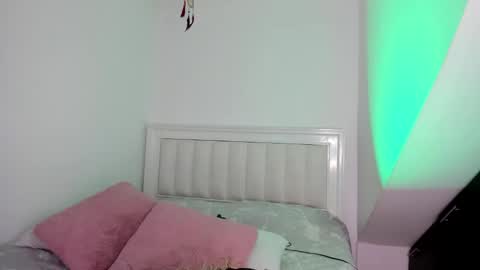 ashley_blair online show from December 2025 09:55:01 PM