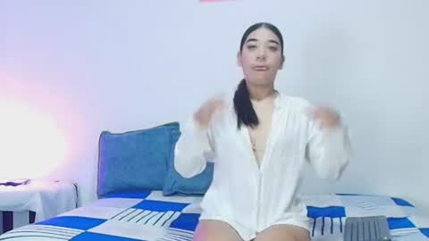 Ashley Blazze  online show from June 2026 11:34:01 AM
