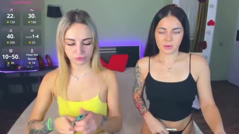 Snapshot of ashley_crashly chatting on November 2025 08:46:02 AM Alina online show from November 2025 08:46:02 AM