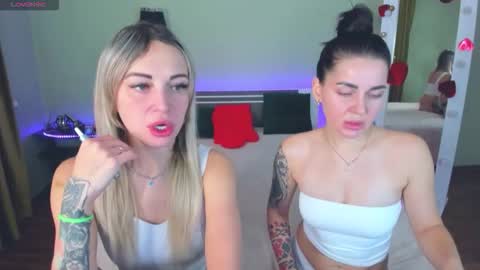 Snapshot of ashley_crashly chatting on November 2025 10:30:01 AM Alina online show from November 2025 10:30:01 AM