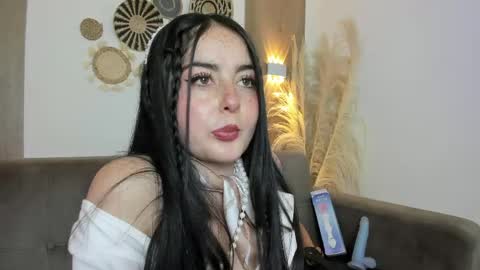 Snapshot of ashley_petit chatting on May 2026 12:32:02 PM ashley_petit online show from May 2026 12:32:02 PM