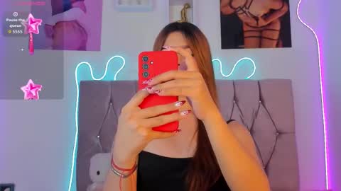 Ashley online show from November 2025 12:04:02 PM