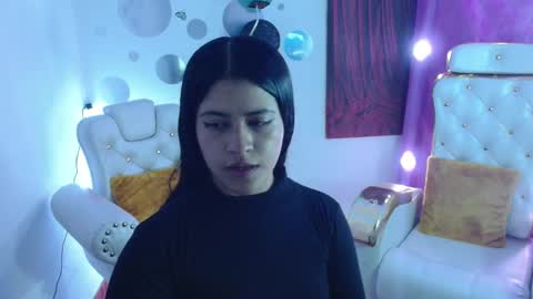 Ashley Stone online show from November 2025 12:11:01 AM