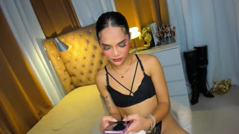 Snapshot of ashleyfuckinghash chatting on November 2025 04:00:01 AM ashleyfuckinghash online show from November 2025 04:00:01 AM