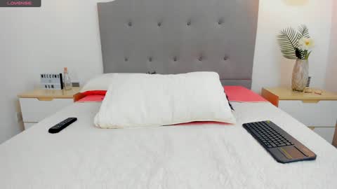 Ashley knight online show from December 2024 06:53:02 PM