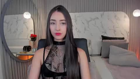 ashleylincolnn online show from August 2026 04:10:02 PM
