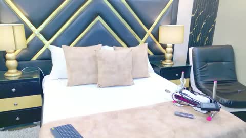 AshleyRoberh online show from April 2026 07:28:02 PM