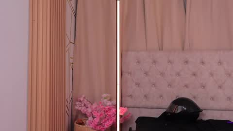 Snapshot of ashleyvalirya chatting on January 2025 07:07:01 AM Ashley Lauren online show from January 2025 07:07:01 AM