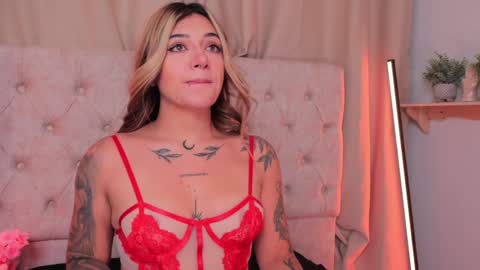 Snapshot of ashleyvalirya chatting on January 2025 03:48:02 AM Ashley Lauren online show from January 2025 03:48:02 AM