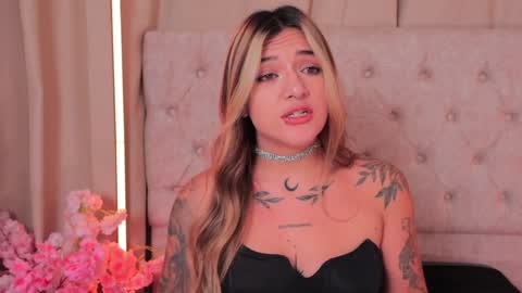 Snapshot of ashleyvalirya chatting on January 2025 07:00:01 AM Ashley Lauren online show from January 2025 07:00:01 AM