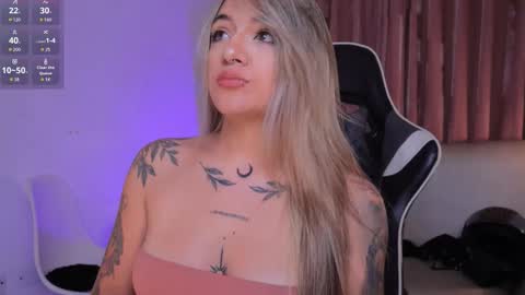 Snapshot of ashleyvalirya chatting on September 2025 04:26:01 AM Ashley Lauren online show from September 2025 04:26:01 AM