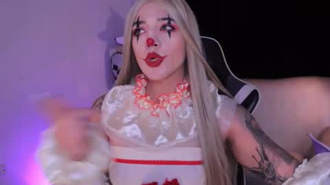 Snapshot of ashleyvalirya chatting on October 2025 03:40:01 AM Ashley Lauren online show from October 2025 03:40:01 AM