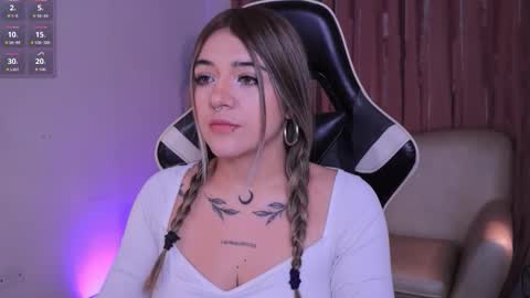 Snapshot of ashleyvalirya chatting on November 2025 04:15:01 AM Ashley Lauren online show from November 2025 04:15:01 AM