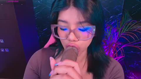 Ashleyy18   online show from September 2025 10:28:01 AM