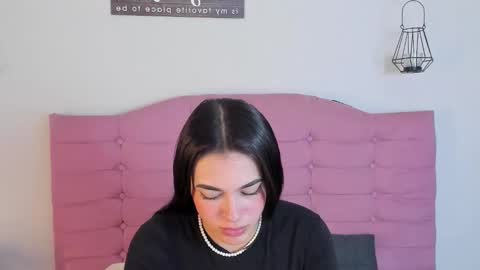 kylie online show from September 2025 03:20:01 AM