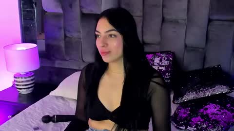 Snapshot of ashly_bloom chatting on April 2026 03:31:01 AM Ashly online show from April 2026 03:31:01 AM