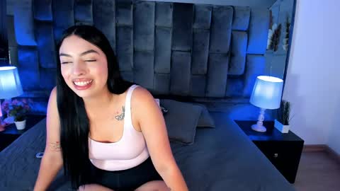 Snapshot of ashly_bloom chatting on May 2026 03:34:02 AM Ashly online show from May 2026 03:34:02 AM