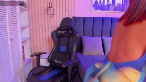 ashlye_miller_ online show from February 2025 03:45:02 AM