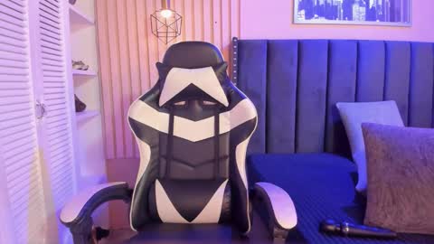 ashlye_miller_ online show from November 2025 04:14:02 AM