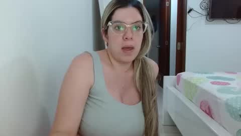 AshlyMoon online show from December 2024 05:35:02 PM