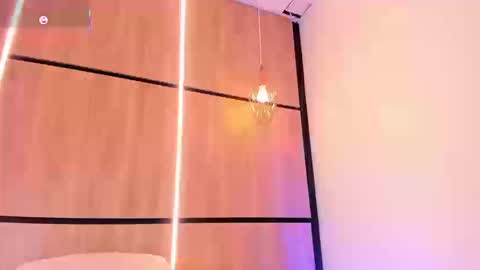 ashlyn online show from September 2025 11:15:01 PM