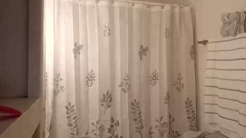 Snapshot of ashlynn5716 chatting on November 2025 08:28:02 AM ashlynn5716 online show from November 2025 08:28:02 AM