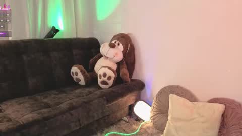 Ash  online show from February 2026 08:34:01 PM