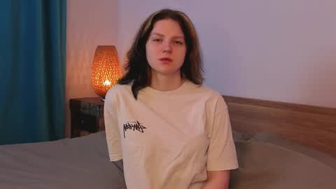 Kristine online show from April 2026 09:01:01 PM