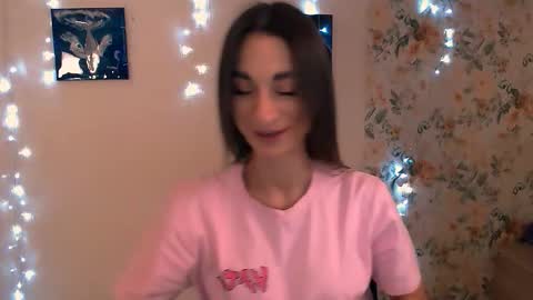 asia_n_ online show from December 2025 07:28:01 AM