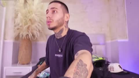 Snapshot of asiamiller_ chatting on December 2025 04:28:02 AM AsiaMiller online show from December 2025 04:28:02 AM