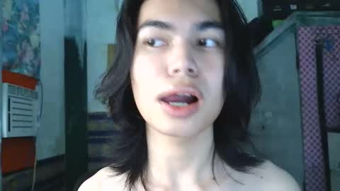 asian_babyboi online show from December 2025 11:44:02 PM