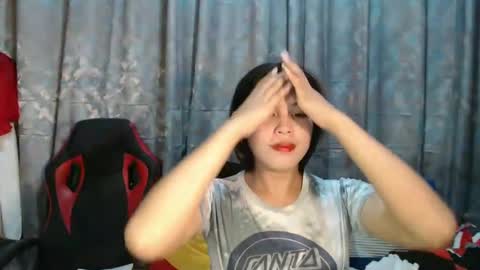 Snapshot of asian_boy_ralph143 chatting on March 2025 05:46:02 AM ELLE dont forget to follow and thumbs up online show from March 2025 05:46:02 AM