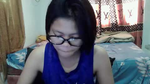 asian_decy online show from October 2025 12:22:02 AM
