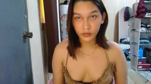 Snapshot of asian_glamm chatting on October 2025 06:54:01 AM ANITA online show from October 2025 06:54:01 AM