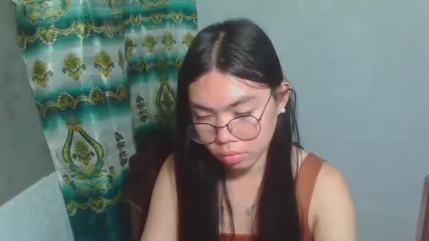 Rhean online show from February 2025 08:33:02 PM