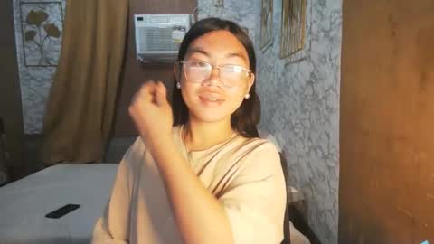 Rhean online show from October 2025 10:50:02 PM