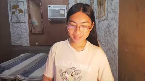 Snapshot of asian_rhean chatting on November 2025 11:17:01 PM Rhean online show from November 2025 11:17:01 PM